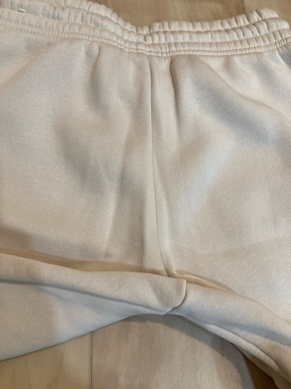 Nike women’s mid rise sweats - Picture 13 of 14